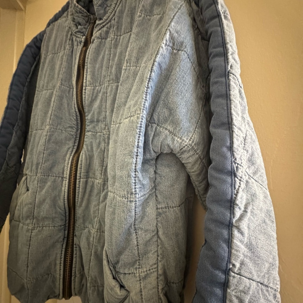 Free People Women’s Dolman Quilted Jacket - Picture 12 of 12